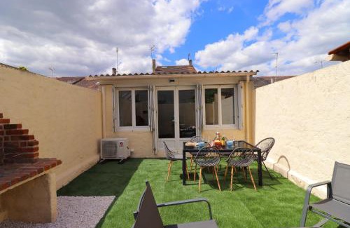 Bergerac Apartment | Le Patio - Spacieux T3 avec climatisation et jardin privatif