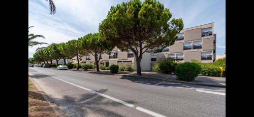 Saint-Cyprien Plage Apartment | Le perroquet