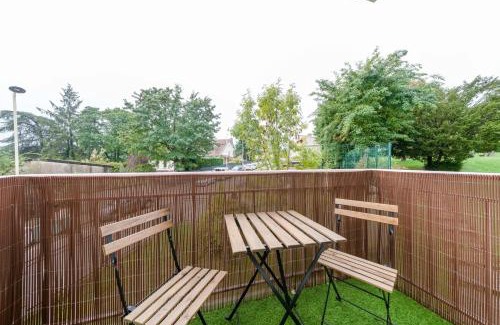 Quartier Beauregard-Boufflers-Buthegnemont-Boudonville Apartment | Le Petit Calypso