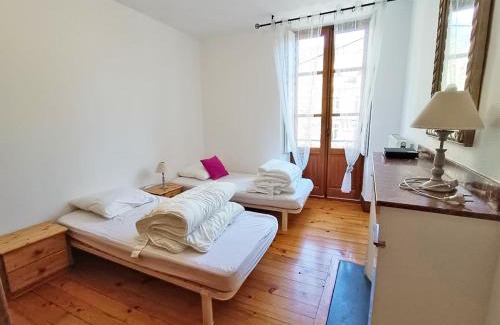 Bagneres-de-Luchon Apartment | Le petit cerf, T3, wifi, cave