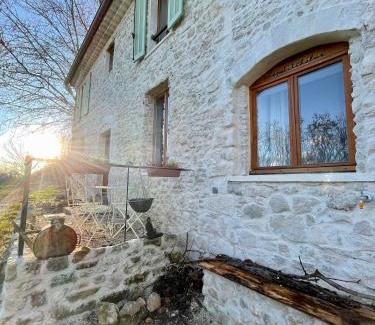 Forcalquier Apartment | le petit chalus grand gite