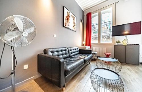 Griffon - Royale Apartment | Le petit Désiré - studio near l'hôtel de ville