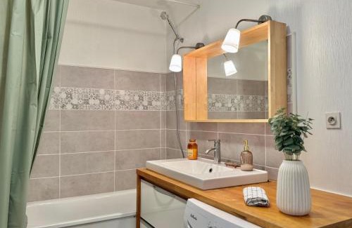 Fontaine Lestang-Bagatelle-Papus-Tabar-Bordelongue Apartment | Le Petit Italien