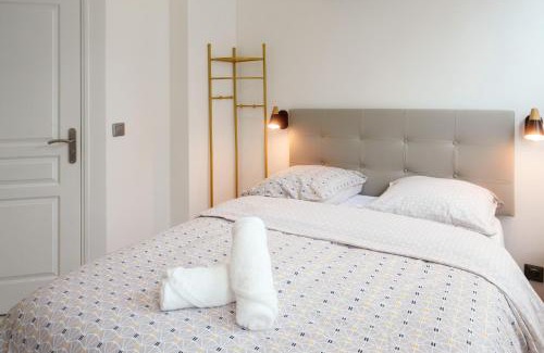 Saint-Quentin Apartment | Le petit joyau de Voltaire