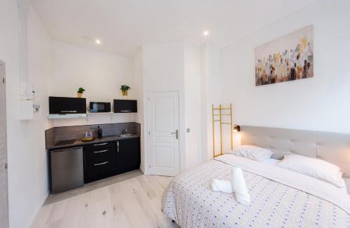 Saint-Quentin Apartment | Le petit joyau de Voltaire
