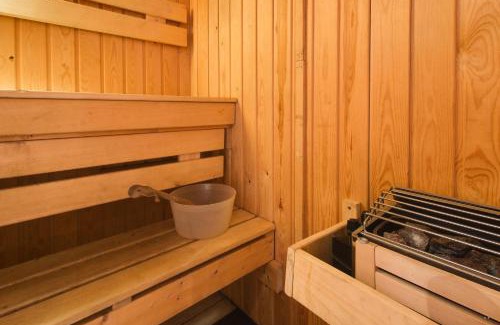 Mauricie Bed & Breakfast | Le petit Manoir Spa et Vue sur rivière St Maurice