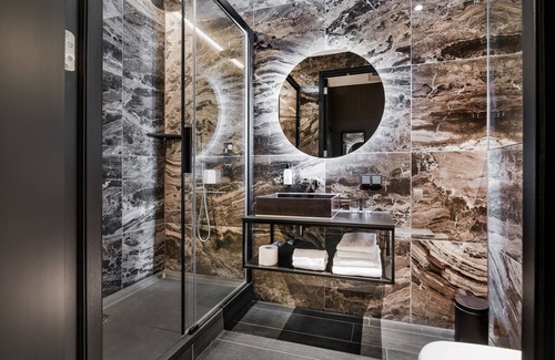 Rotterdam Hotel | Le Petit Marin Boutique Hotel