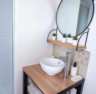 Moissac Apartment | LE PETIT PRINCE du DESERT