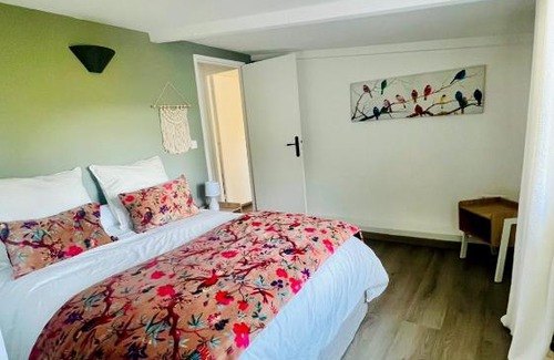 Aix-en-Provence Villa | Le petit Robinson