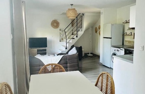 Aix-en-Provence Villa | Le petit Robinson
