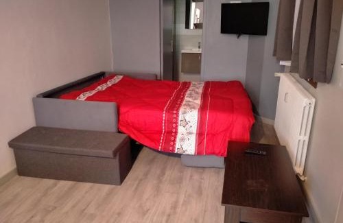 Saint-Jean-de-Maurienne Apartment | le petit SAINT ANTOINE