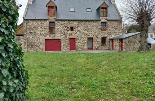 Le Rosais-La Flourie Apartment | Le Phare - Appartement cosy en centre ville