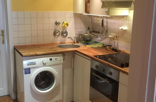 Dutch Quarter Apartment | "le piccolo grande" lovingly decorated apartment in Holländerhaus