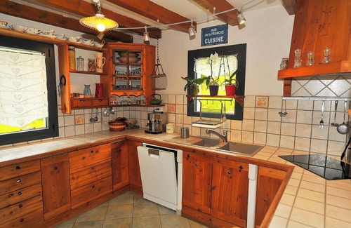 Nevache Ski Chalet | Le Pied des Thûres - Family Chalet to host memorable moments!