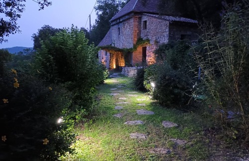 Vezac House | Le Pigeonnier Dans la Vallée des 5 Châteaux
