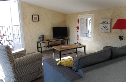 Malaucene Apartment | Le pigeonnier