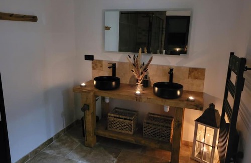 Saint-Antonin Noble Val Apartment | Le plaisir des sens