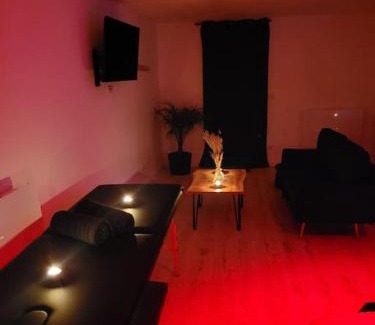 Saint-Antonin Noble Val Apartment | Le plaisir des sens