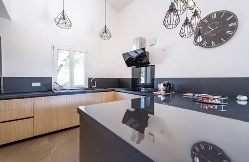Preconil Villa | Le Plan de la Tour - Air-conditioned villa for 8 people with private pool