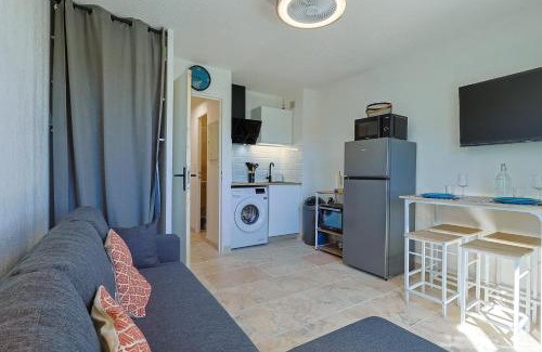 Plan-de-la-Tour Apartment | Le Plantourian - apt avec piscine