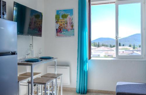 Plan-de-la-Tour Apartment | Le Plantourian - apt avec piscine