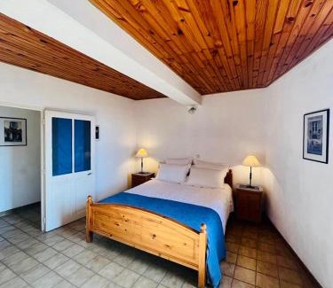 Beaumes-de-Venise House | Le Portail Neuf