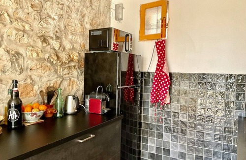 Cotignac Cottage | Le Poucet Oriental : house for 6, combining charm, nature and heated pool