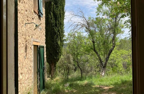 Cotignac Cottage | Le Poucet Oriental : house for 6, combining charm, nature and heated pool