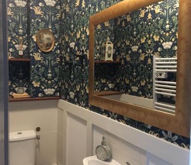 Passais-Villages Bed & Breakfast | Le Presbytère Chambre D'Hôtes