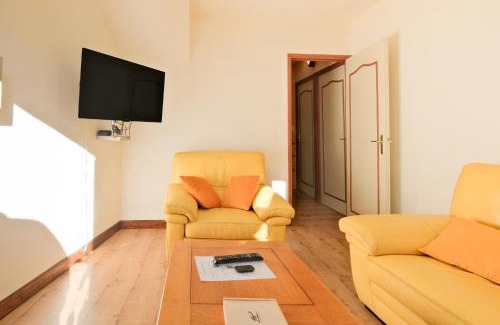 Salignac-Eyvignes House | Le Pressoir, Authenticité et Charme