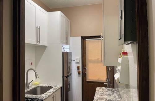 Molynes Gardens Apartment | Le Quad's Studio ~ Private, Secured & Elegant