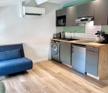 Agen Apartment | LE QUAI 5 - Studio NEUF CALME - CLIM - WiFi - Gare à 200m
