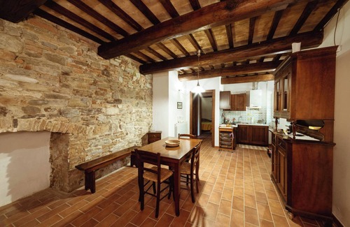Umbertide House | Le Radici - La Cantina - Relax in Umbria, the heart of Italy