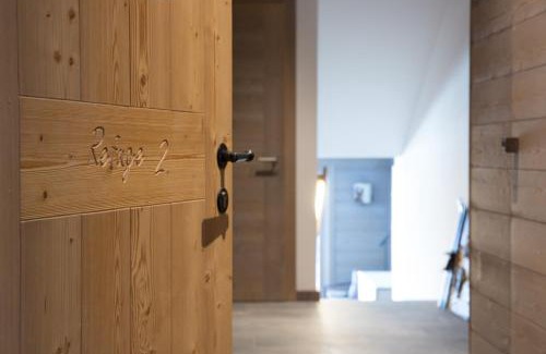 Saint-Pierre-de-Clages Apartment | Le Refuge 2 - Spa access - Close to ski lift