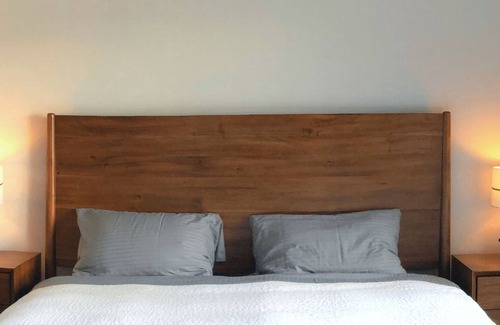 Mandeville Ski Chalet | LE RIVERAIN - Lake front chalet with private beach & dock