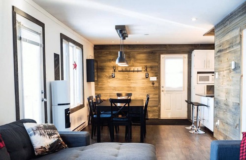 Mandeville Ski Chalet | LE RIVERAIN - Lake front chalet with private beach & dock