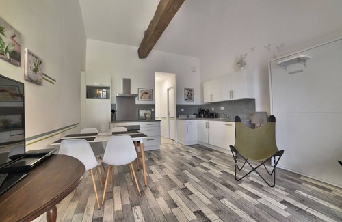 Arvert Cottage | Le Romanée Conti