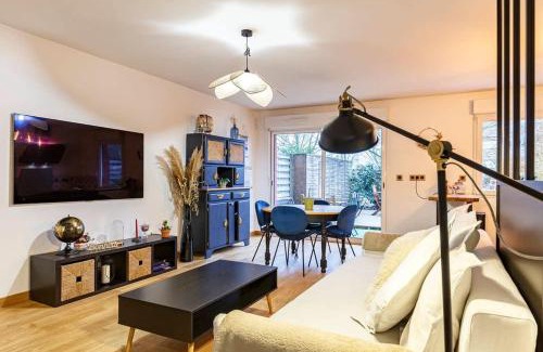 Villejean Apartment | Le Saint Cyr - bel appartement, parking & terrasse