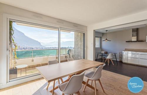 Annecy-le-Vieux Apartment | Le Sainte Anne- Appartement Avec Vue Lac