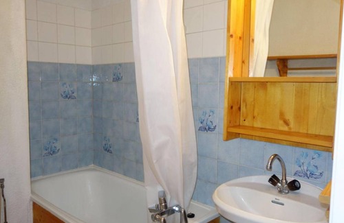 Demi-Quartier Apartment | Le Sapin