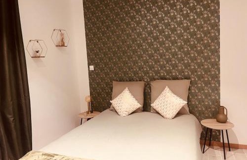 Quartier Administrations Apartment | Le serenity spacious P4 115 m2 parking