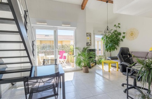 Port Ariane Apartment | LE SMILE DUPLEX - LATTES, IDEAL PRO WIFI NETFLIX Proche PLAGE TRAM