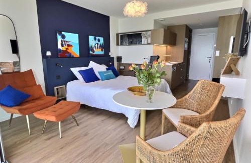 Concarneau Apartment | Le Souffle Marin CONCARNEAU - VUE MER panoramique DIRECT sur la PLAGE des Sables Blancs FIBRE Parking PRIVÉ Secure PANORAMIC SEE VIEW direct ON BEACH