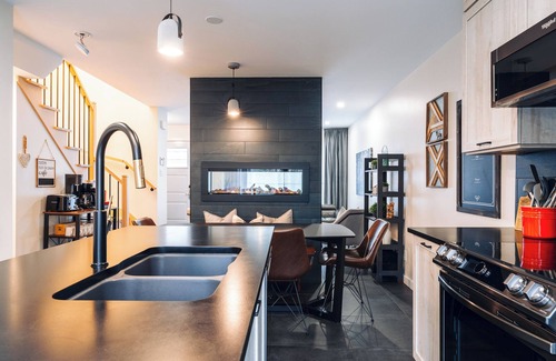 Saint-Faustin-Lac-Carre House | Le Sous-Bois | Outdoors and Spa