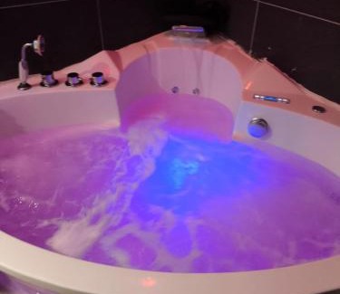 Margnolles - Rhone Apartment | Le spa des canuts