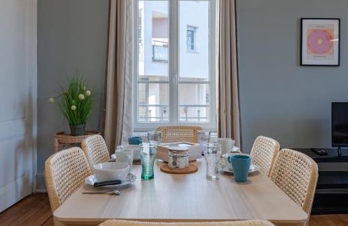 Charpennes - Charmettes Apartment | Le Spacieux , 7 personnes, 6 lits, PARKING, proche LYON PARTDIEU
