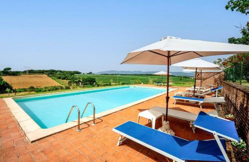 Castiglione del Lago Apartment | Le Spighe - Charming Apt with Communal Pool