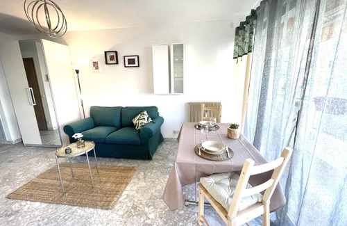 Menton Apartment | Le St Pierre, joli T1 central à 2 minutes des plages