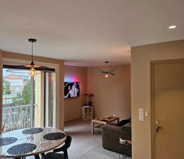 Golfe Juan Apartment | Le Stellamar , proche de la mer