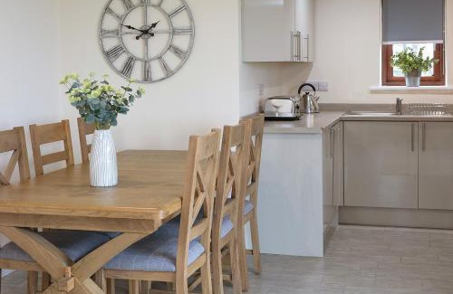 Hunstanton Cabin | Le Strange Arms Garden Lodges